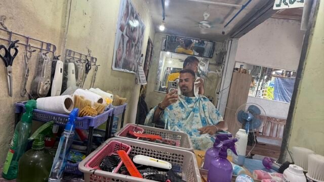 Bonnie'\''s Barbershop