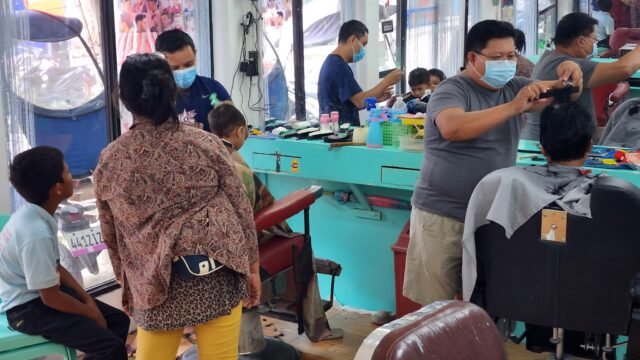 Twin Barber Shop