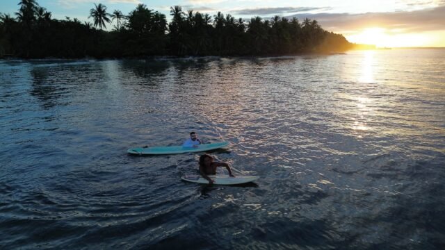Surf lessons Siargao with Istong