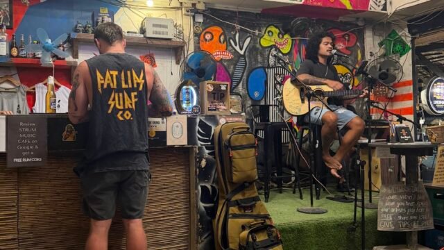 Strum Music Cafe
