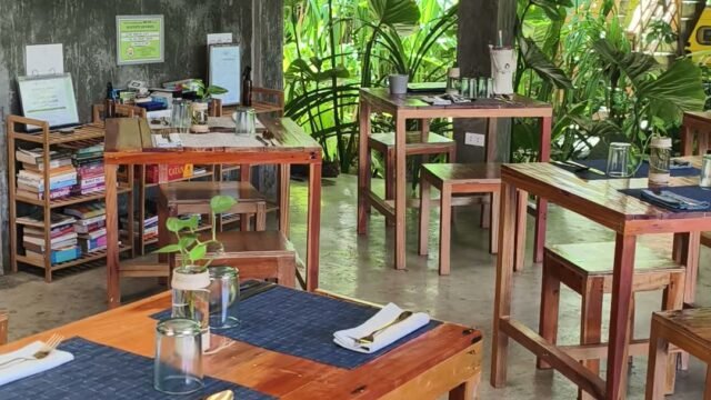 The Ohm Café & Bistro: All-Day Dining & Poolside Drinks