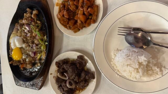 Pore’s Restobar/Carenderia/siargao