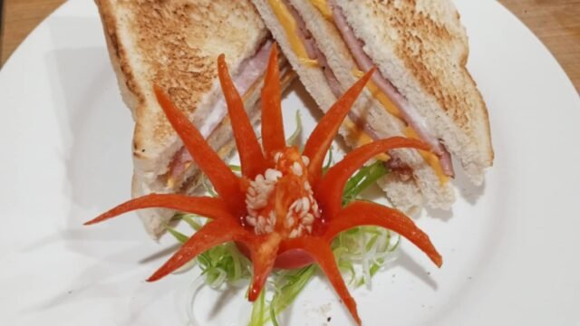 Golden Corral Resto and Bar