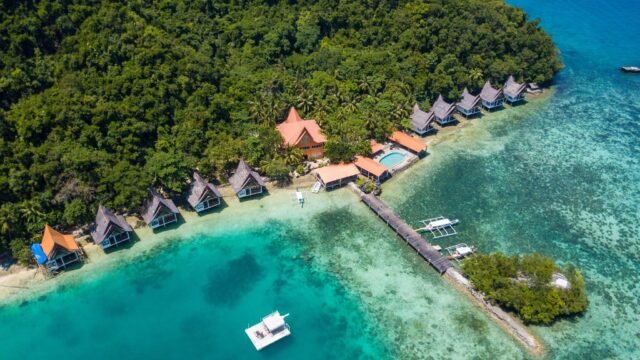 Strangers Inn and Bar Siargao