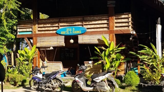 Big 9 Hostel and Bar