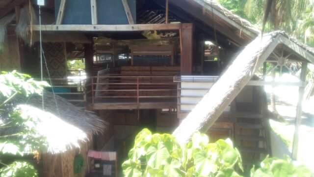 Big 9 Hostel and Bar