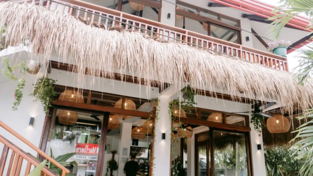 Mondayyy'\''s Siargao Cafe