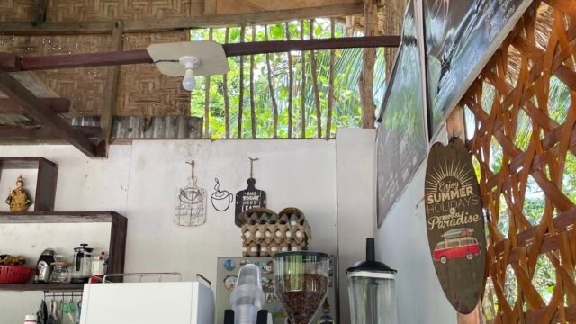 Carretera Surf & Café