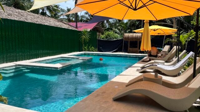 Sunlit Hostel Siargao